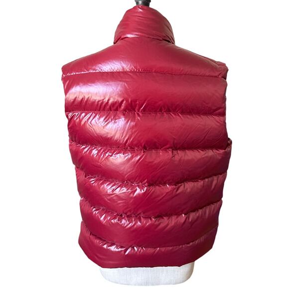 Moncler Men's Tibb Down Vest in burgundy Nylon Size 4/ XL - Picture 3 of 16